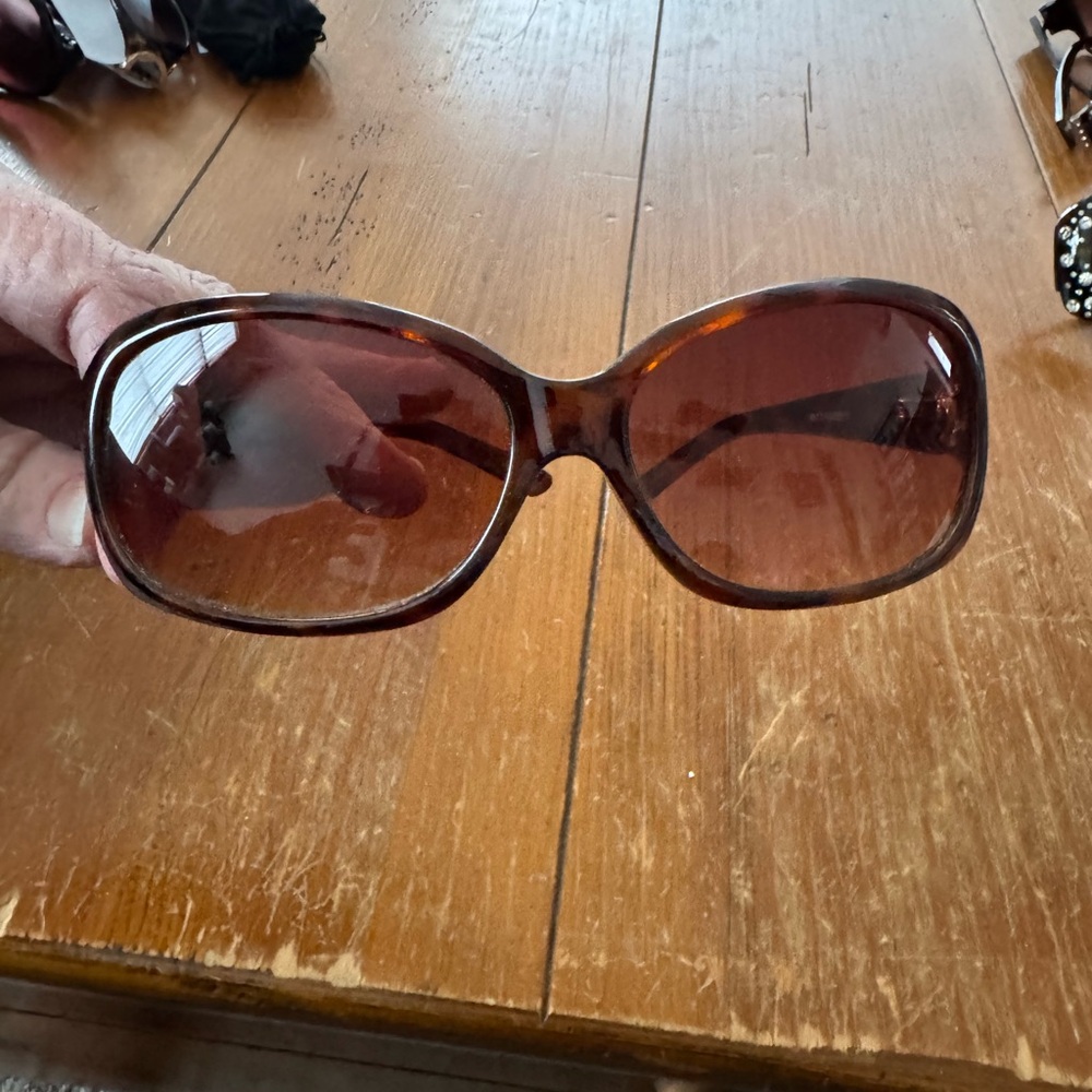 Unk Tortoise Shell Sunglasses - Picture 3 of 7